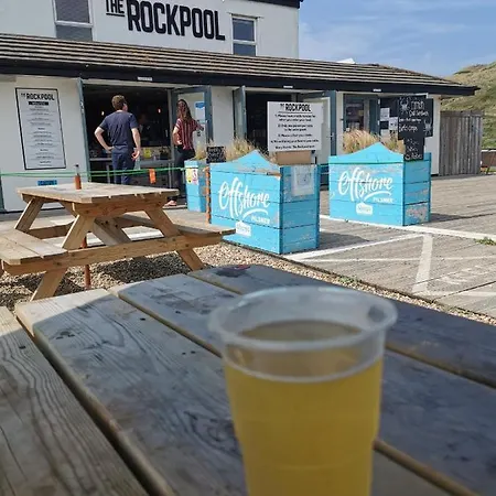 Captivating Isolde With Pool Near St Ives *